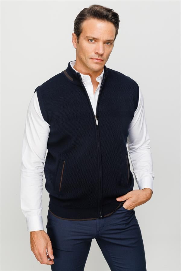 Мужской вязаный шерстяной жилет с круглым вырезом темно синий