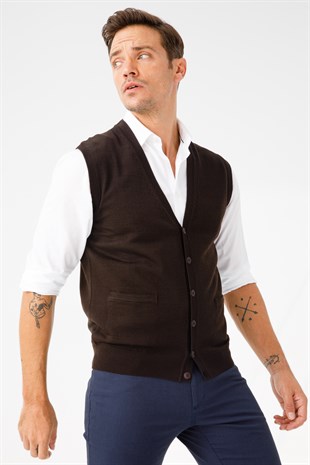 Мужской трикотажный жилет коричневый