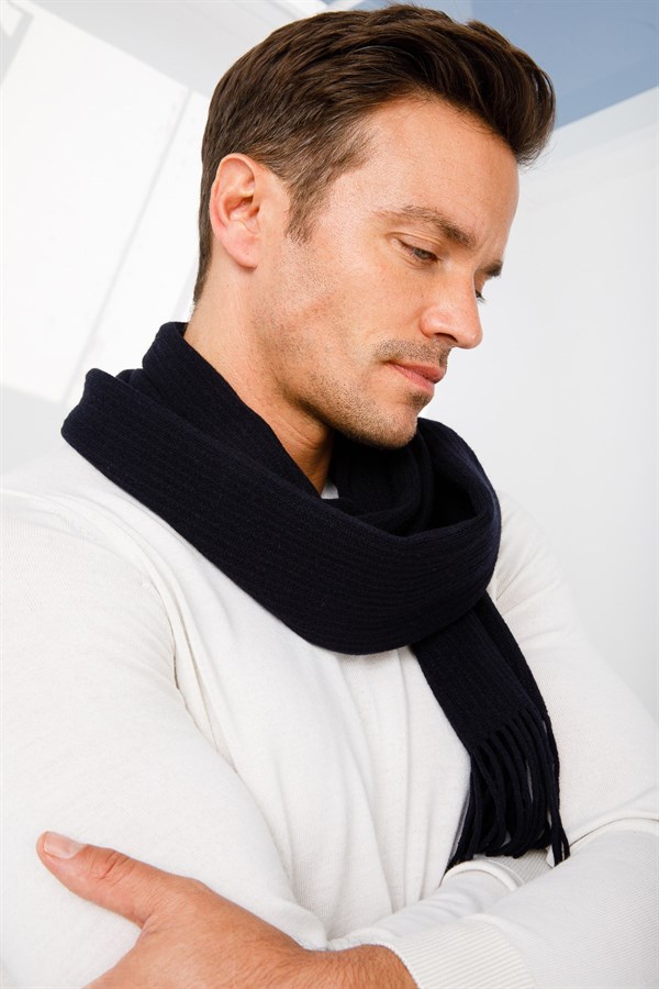 Мужской шерстяной шарф синий