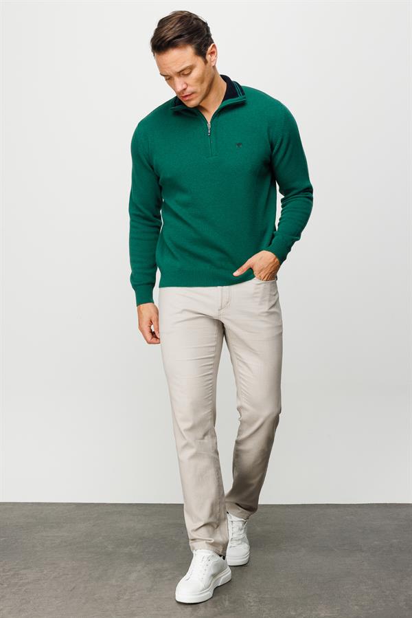 Мужской классический шерстяной свитер с воротником на молнии ярко зеленый