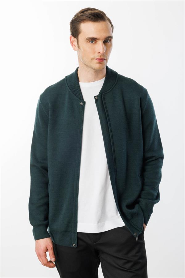 Мужская вязаная трикотажная куртка с воротником судьи зеленая