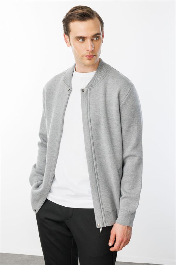 Мужская трикотажная вязаная куртка с воротником 