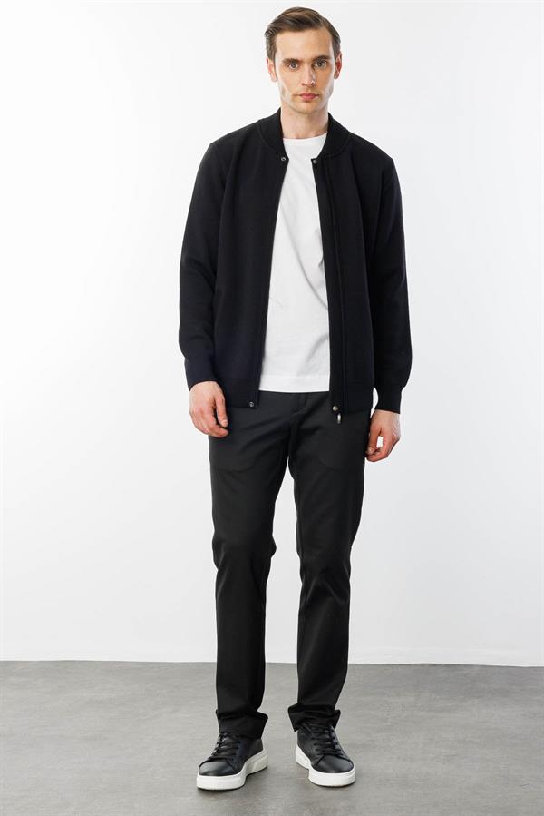 Мужская трикотажная вязаная куртка с воротником 