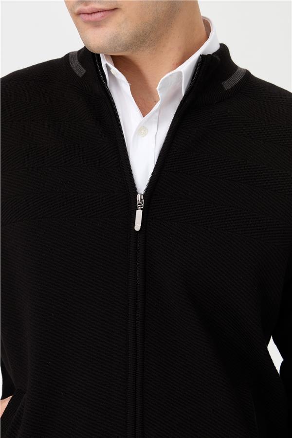 Мужская трикотажная шерстяная куртка черный