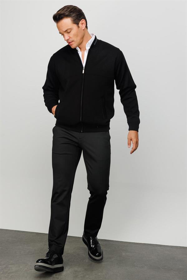 Мужская шерстяная трикотажная куртка с воротником стойкой черная