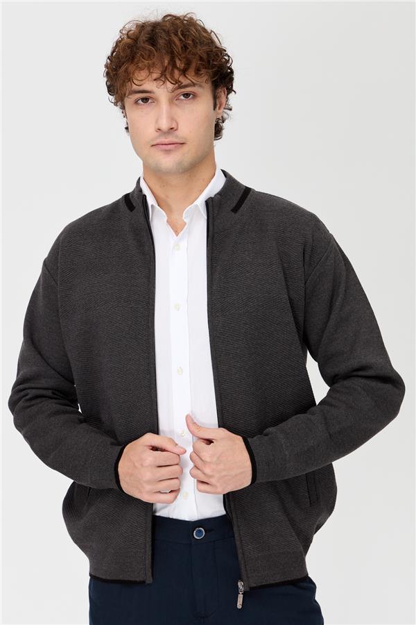 Мужская трикотажная шерстяная куртка темно-серый