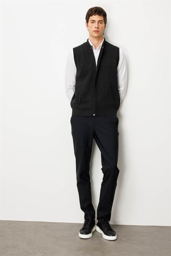 Erkek Hakim Yaka Çelik Örgü Yün Yelek K.Füme