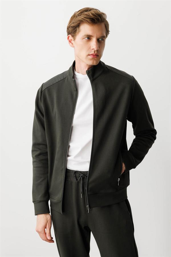 Erkek Hakim Yaka Eşofman Üstü K.Haki