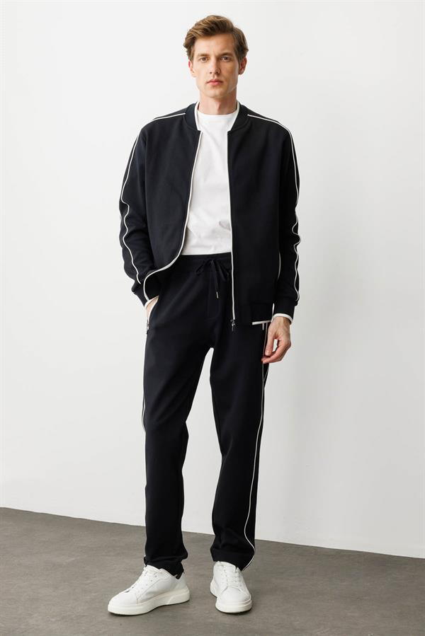 Erkek Hakim Yaka Kol Ucu ve Eteği Çizgili Eşofman Üstü K.Lacivert