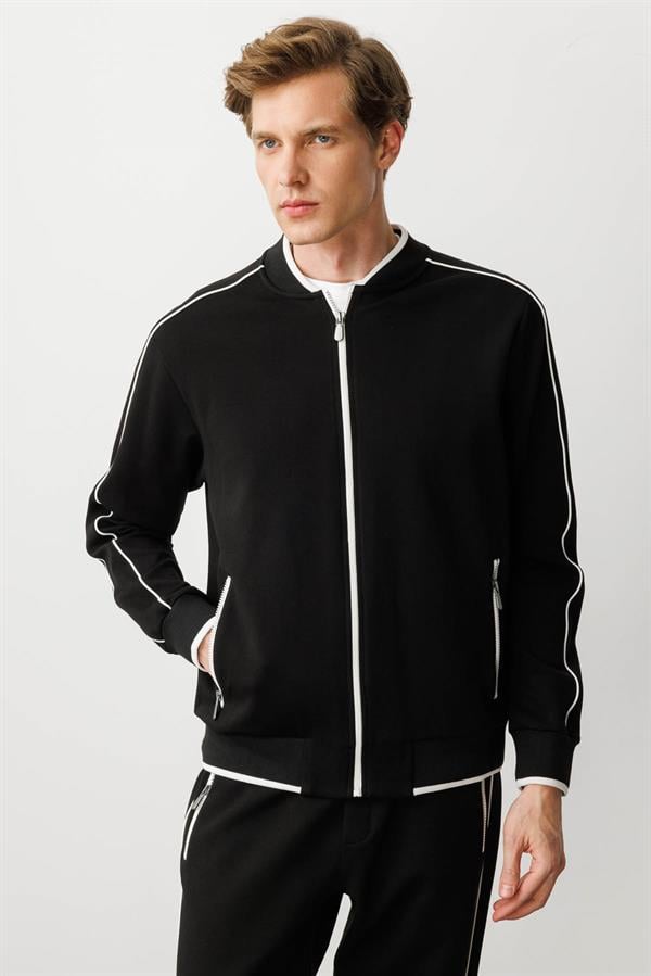 Erkek Hakim Yaka Kol Ucu ve Eteği Çizgili Eşofman Üstü Siyah