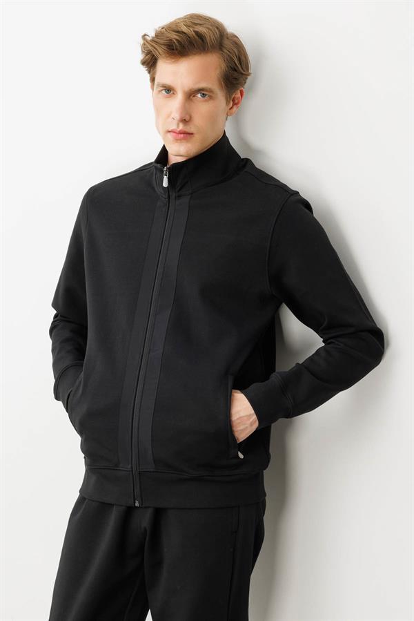 Erkek Hakim Yaka Ön Bandı ve Cebi Kumaş Eşofman Üstü Siyah