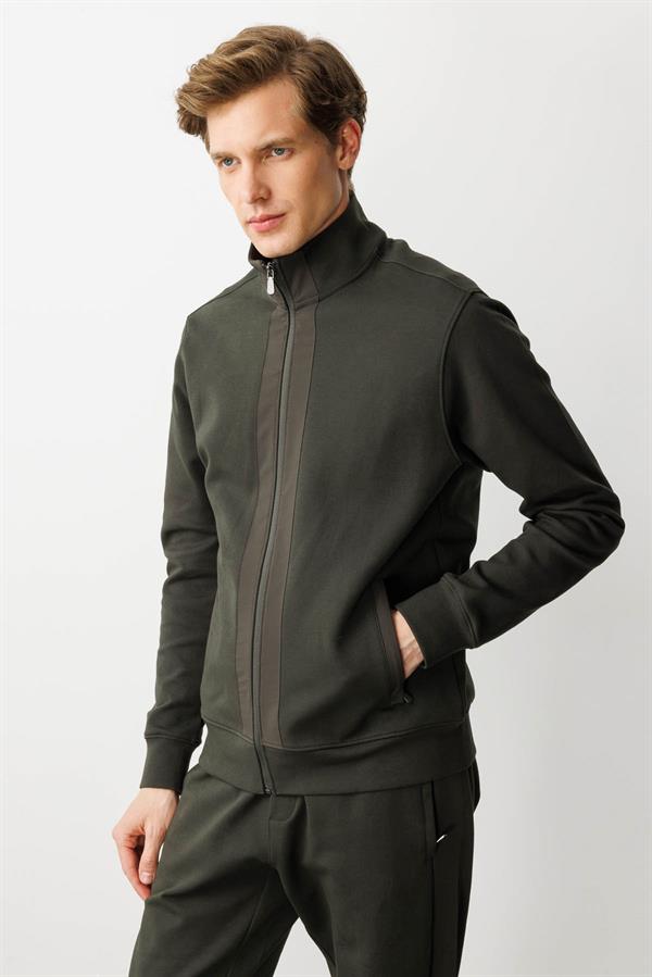 Erkek Hakim Yaka Ön Bandı ve Cebi Kumaş Eşofman Üstü K.Haki