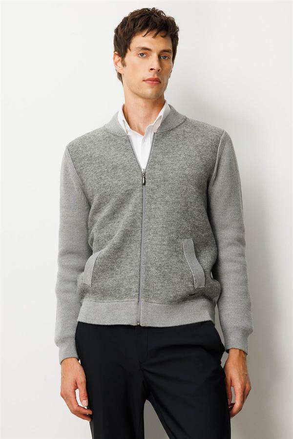 Erkek Hakim Yaka Önü Keçe Triko Mont Füme