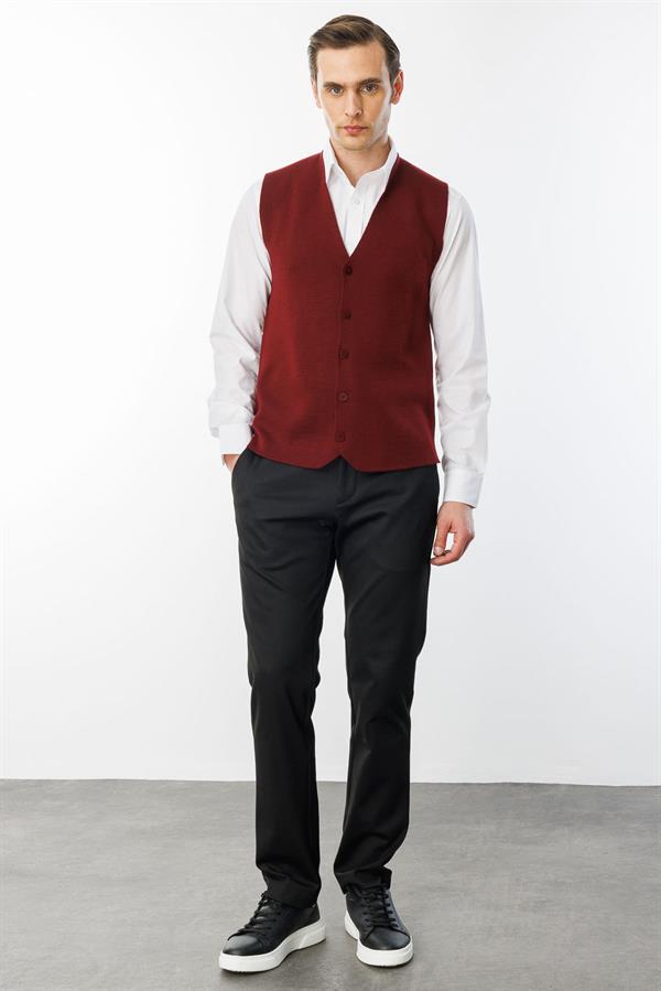 Мужской трикотажный жилет цвета сливы