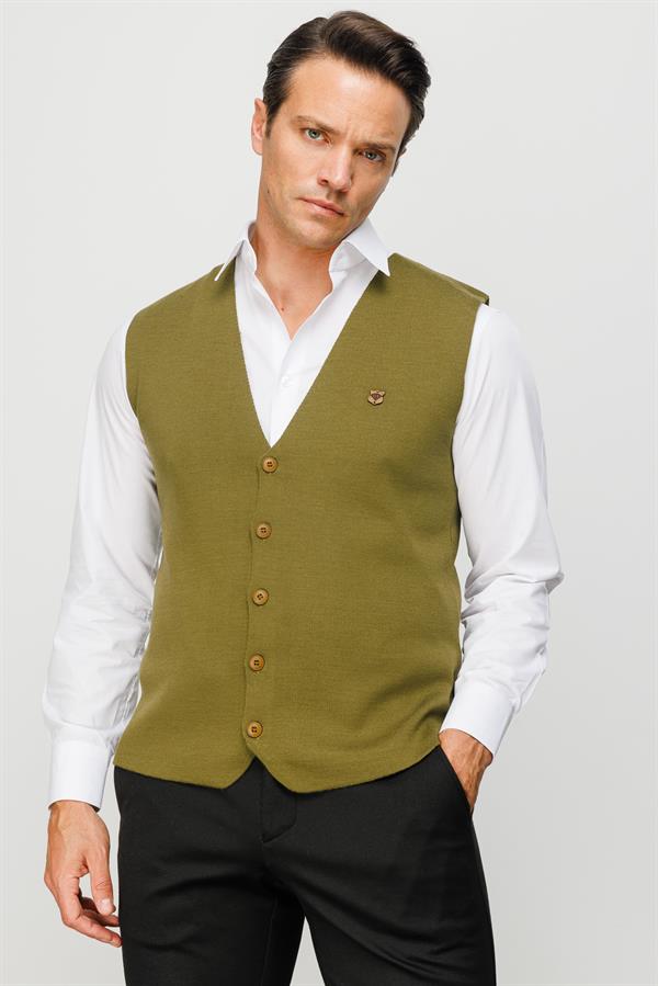 Мужской трикотажный тонкий жилет цвета хаки