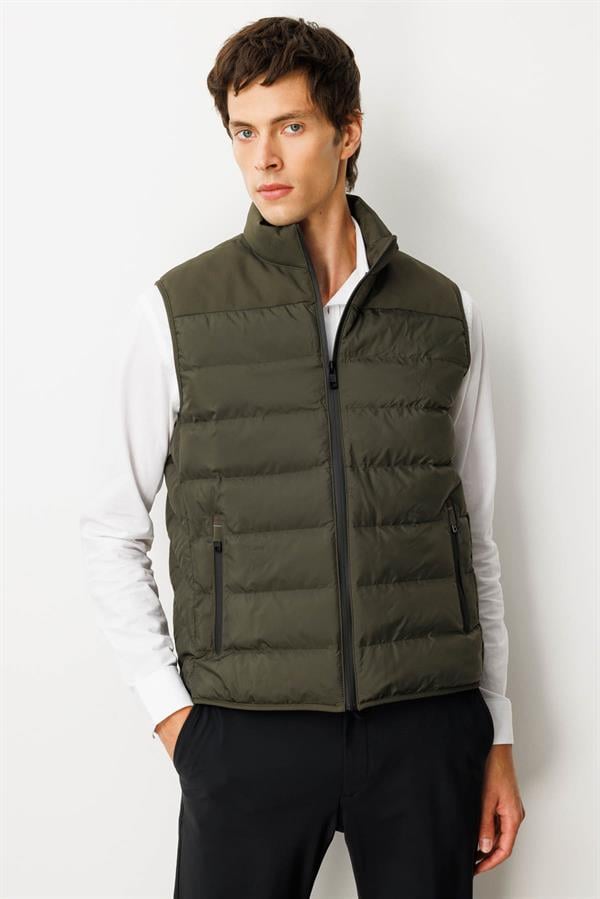 Пуховик мужской хаки