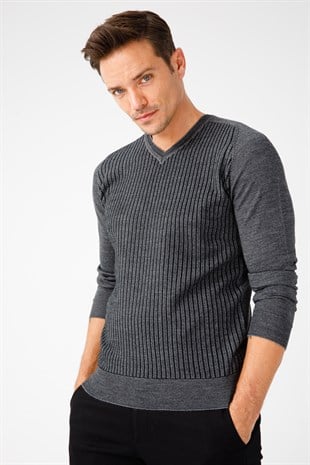 Мужской свитер с V-образным вырезом пепельно-серый