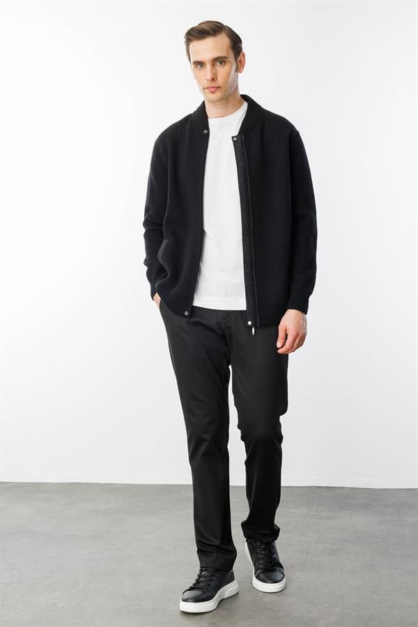 Мужское пальто из шерстяного трикотажа Черный