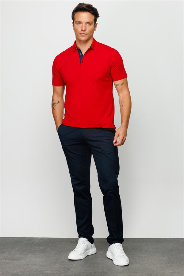 Мужская футболка с вырезом поло на пуговицах красная