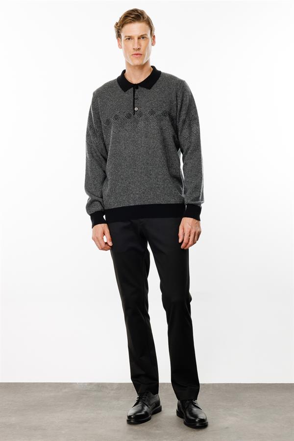 Erkek Polo Yaka Göğsü Baklava Desenli Yün Kazak Siyah