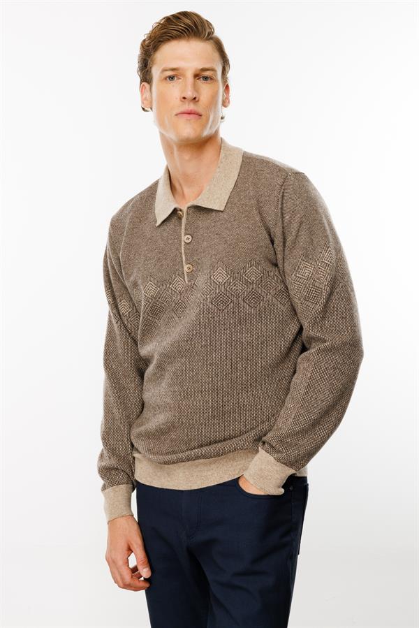 Erkek Polo Yaka Göğsü Baklava Desenli Yün Kazak K.Bej