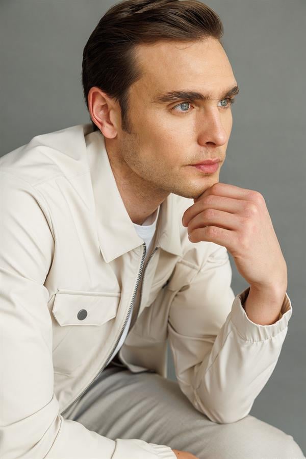 Erkek Polo Yaka Göğsü Cepli Mont Krem