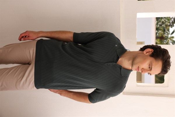 Erkek Polo Yaka Önü Desenli %100 Pamuk Triko T-shirt Yeşil