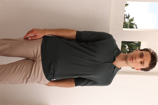 Erkek Polo Yaka Önü Desenli %100 Pamuk Triko T-shirt Yeşil