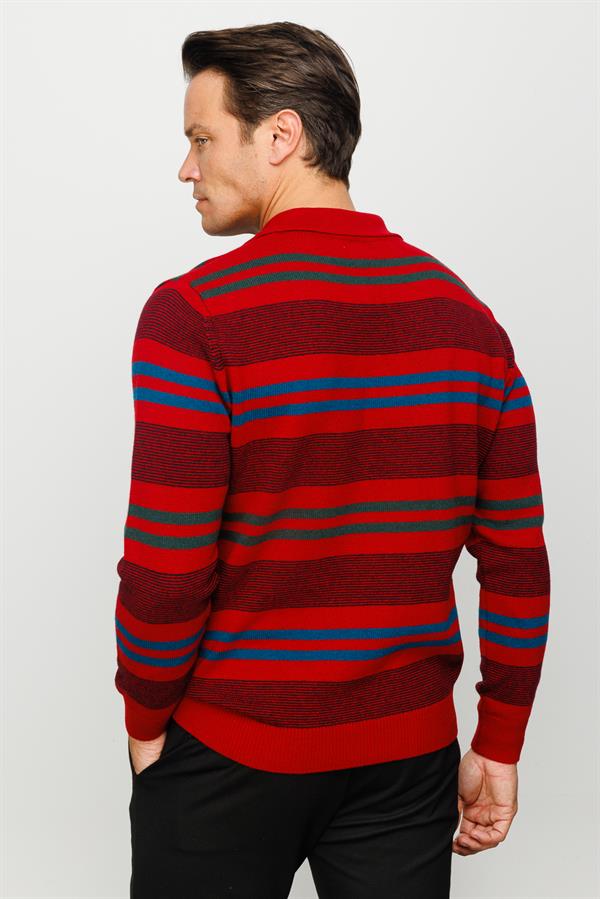 Мужской шерстяной свитер с круглым вырезом и цветными полосками спереди темно красный
