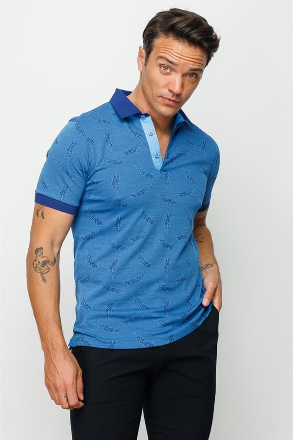 Мужская футболка поло с рисунком перья ярко синяя