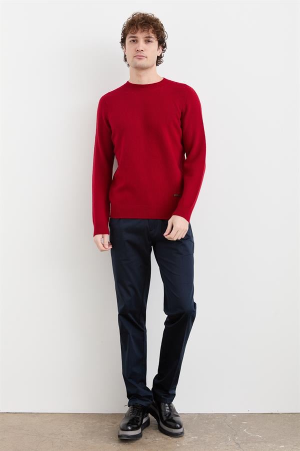 Мужской базовый шерстяной свитер с круглым вырезом