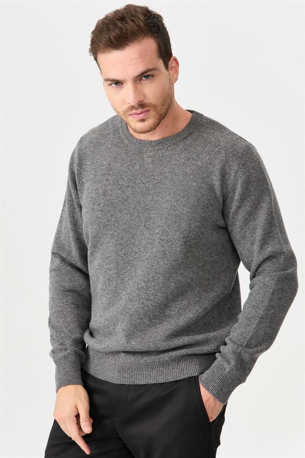 Мужской классический шерстяной свитер с круглым вырезом дымчатый