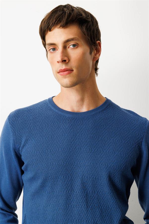 Erkek Sıfır Yaka Önü Baklavalı Triko Kazak H.Mavi