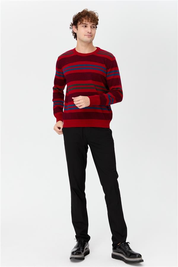 Мужской шерстяной свитер в красочную полоску темно-красный