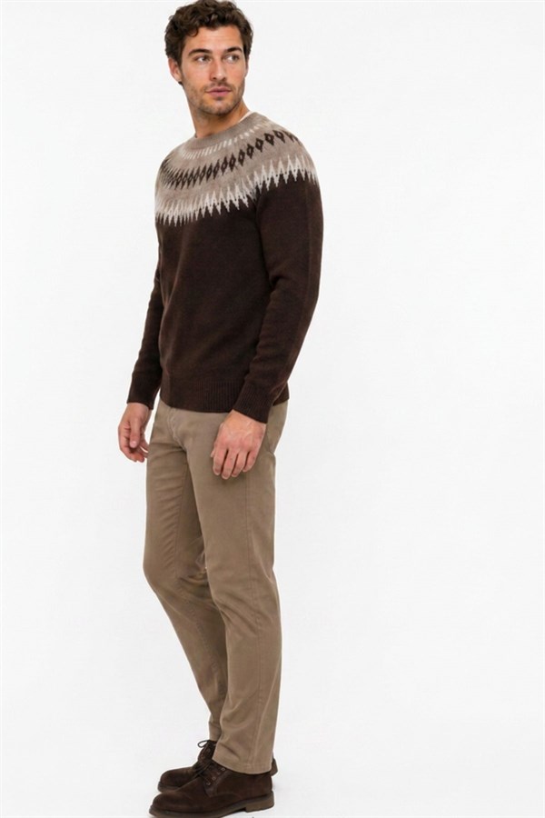Mens Crew Neck Diamond Pattern Wool Sweater