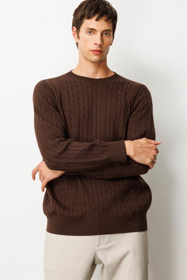 Erkek Sıfır Yaka Saç Örgülü Kazak Kahve
