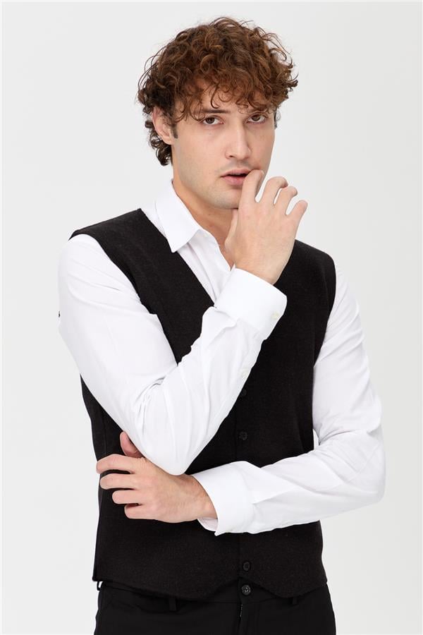 Мужской жилет тонкой вязки антрацитовый цвет