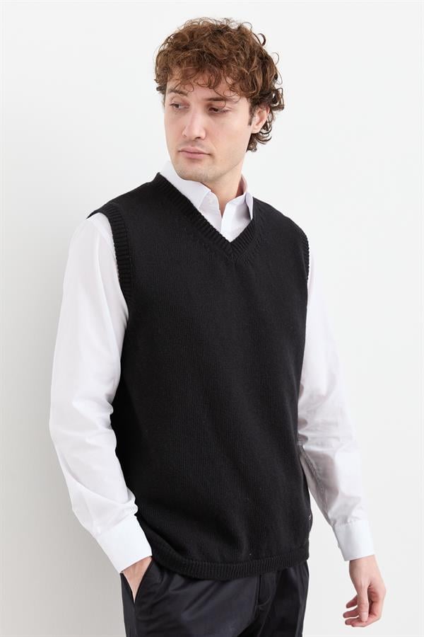 Мужской толстый шерстяной свитер с v-образным вырезом