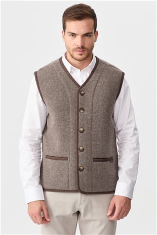 Мужской вязаный шерстяной жилет с бархатными вставками и V-образным вырезом песочный