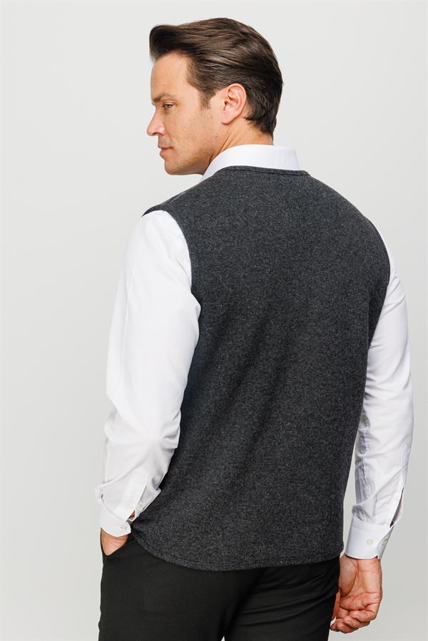 Мужской жилет с V образным вырезом в клетку спереди темно дымчатый