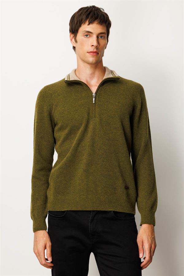 Erkek Yakası Fermuarlı Basic Yün Kazak A.K.Yeşili