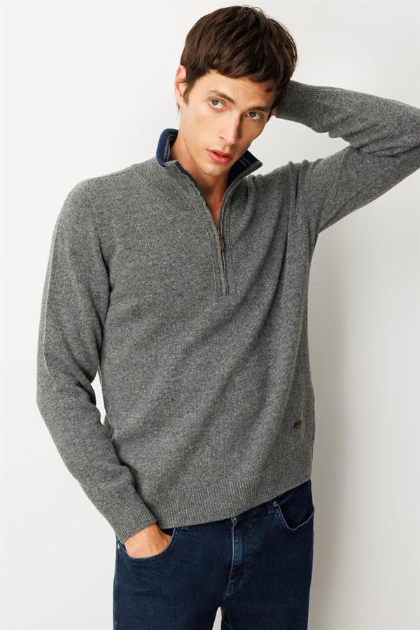 Erkek Yakası Fermuarlı Basic Yün Kazak Füme