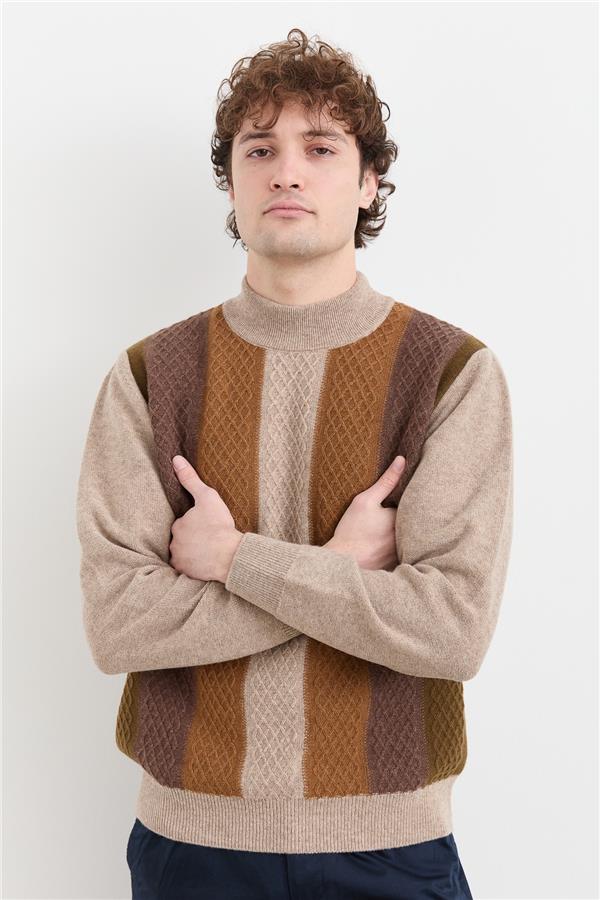 Мужской шерстяной свитер с рисунком спереди