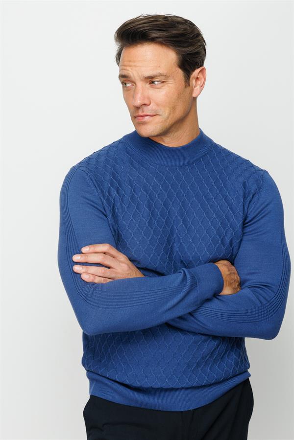 Мужская полуводолазка с расцветкой соты цвета индиго 