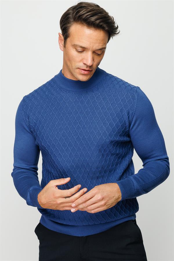 Мужская полуводолазка с расцветкой соты цвета индиго 