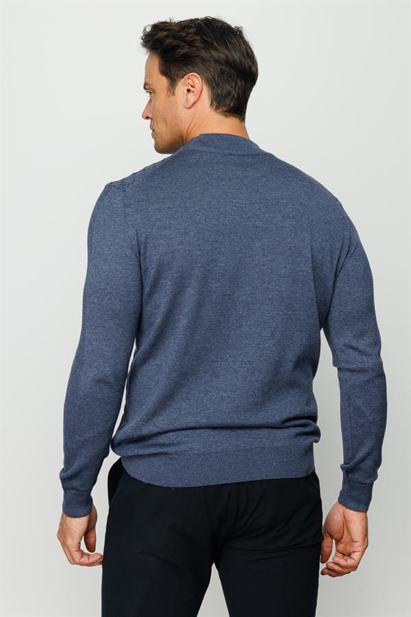 Мужская полуводолазка с расцветкой соты цвета темный индиго  