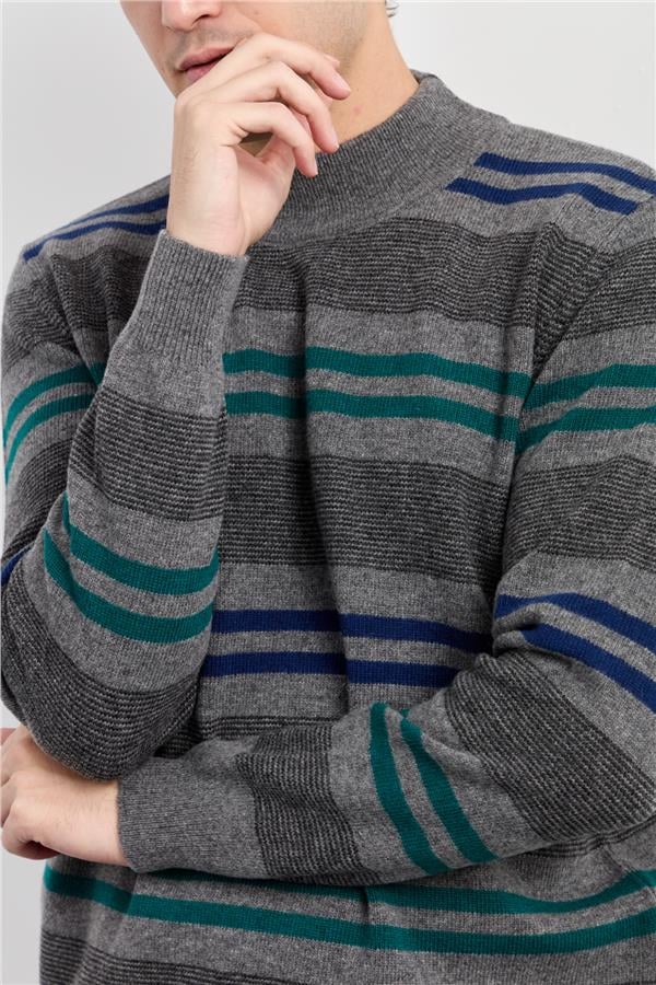 Мужской шерстяной свитер в красочную полоску с водолазкой Копченый