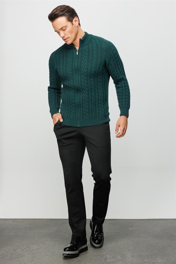 Мужская шерстяная полуводолазка с вязкой косичка зеленая