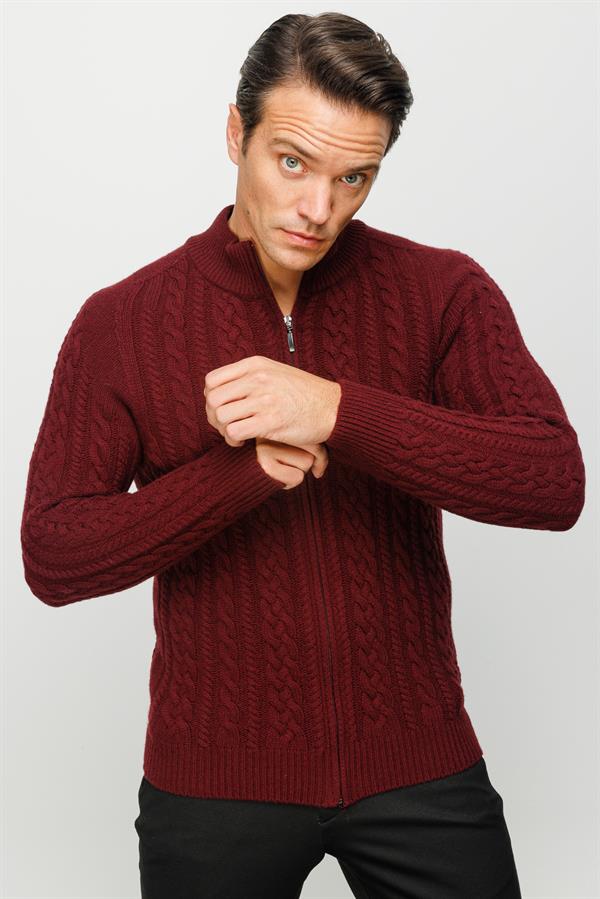 Мужская шерстяная полуводолазка с вязкой косичка бордовая