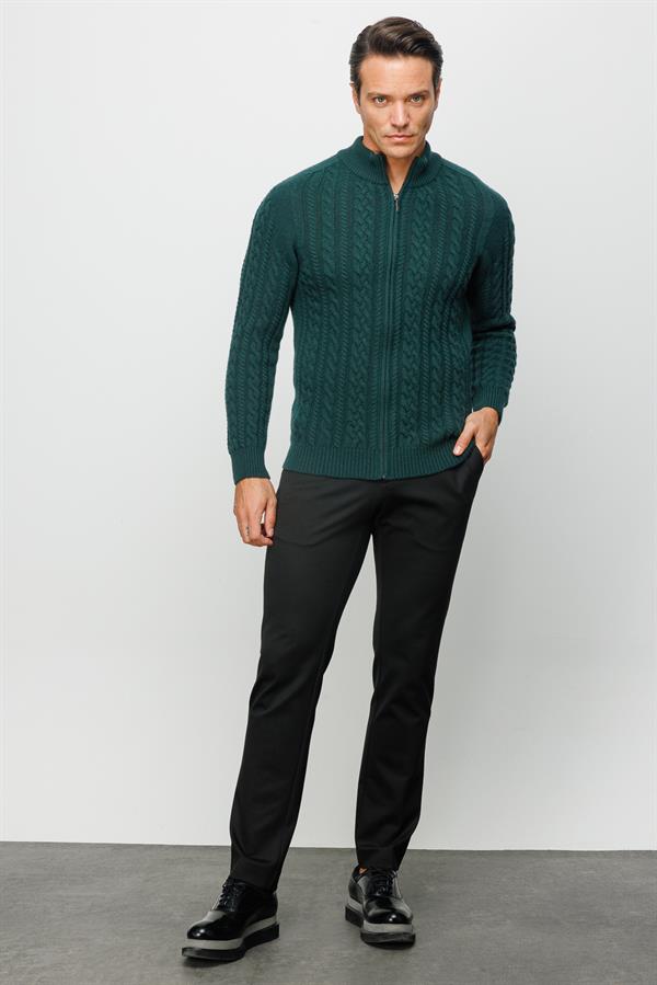 Мужская шерстяная полуводолазка с вязкой косичка зеленая